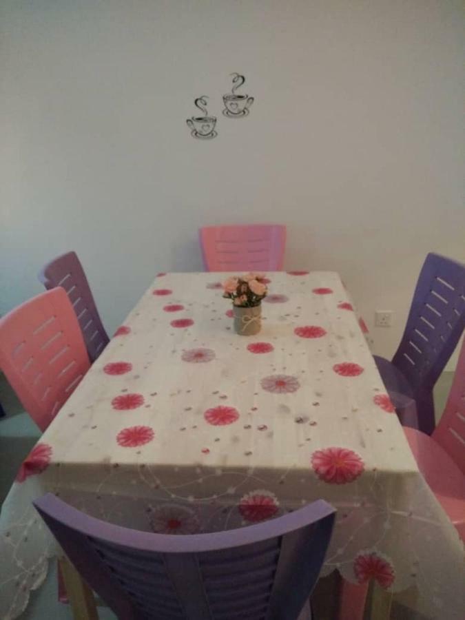 Casa D'One Homestay D Pasar Malam 카메론하일랜즈 외부 사진